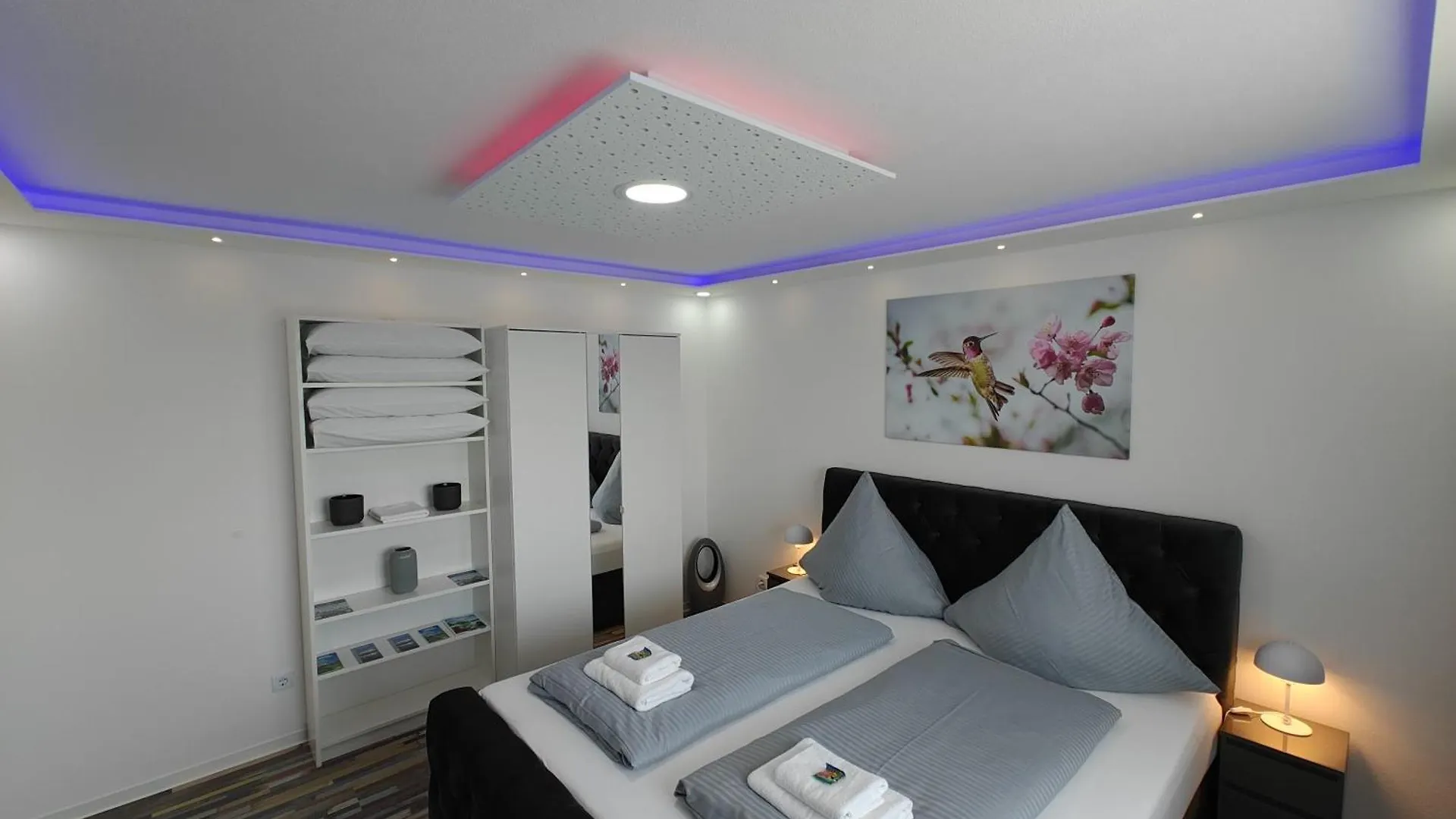 Modern Apartments Neuburg Us - Neu - 2 Zimmer, Komfort, Top Ausgestattet, Smart Tv, Wi-Fi Neuburg an Der Donau 0*,  Alemania