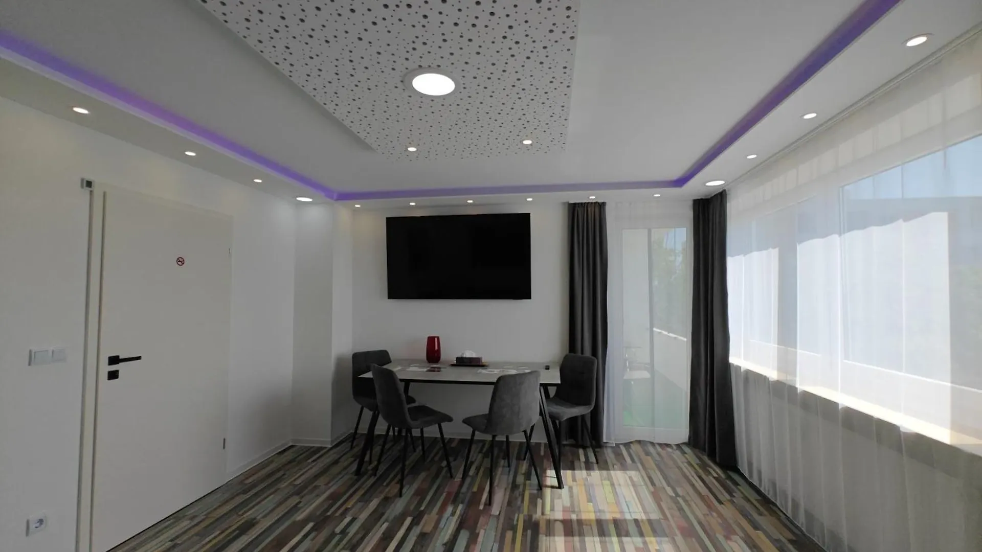 Modern Apartments Neuburg Us - Neu - 2 Zimmer, Komfort, Top Ausgestattet, Smart Tv, Wi-Fi Neuburg an Der Donau